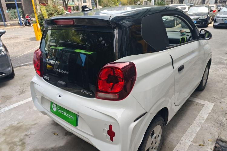 Used Roewe Clever 2021 302 km New Four-Seater Super-Efficient Version