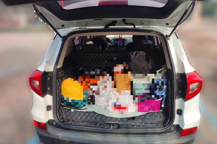 Used BYD Song New Energy 2017 Song DM 1.5TID All-Wheel Drive Luxury Model Trunk