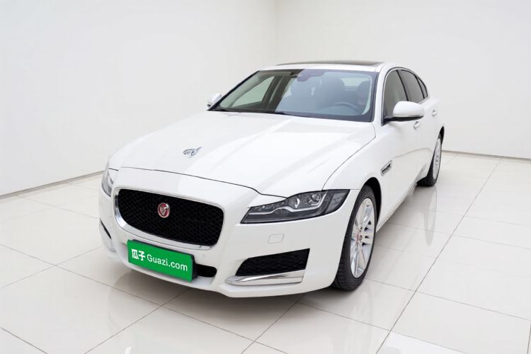 Used Jaguar XFL 2018 XFL 2.0T 250 PS Luxury Edition Guazi used car, China used car export, Used car for sale, Used Jaguar cars, Cheapest cars for sale