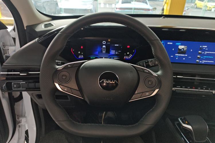 Used Dongfeng Aeolus Huge 2024 Mach Power 1.5T Luxury Model