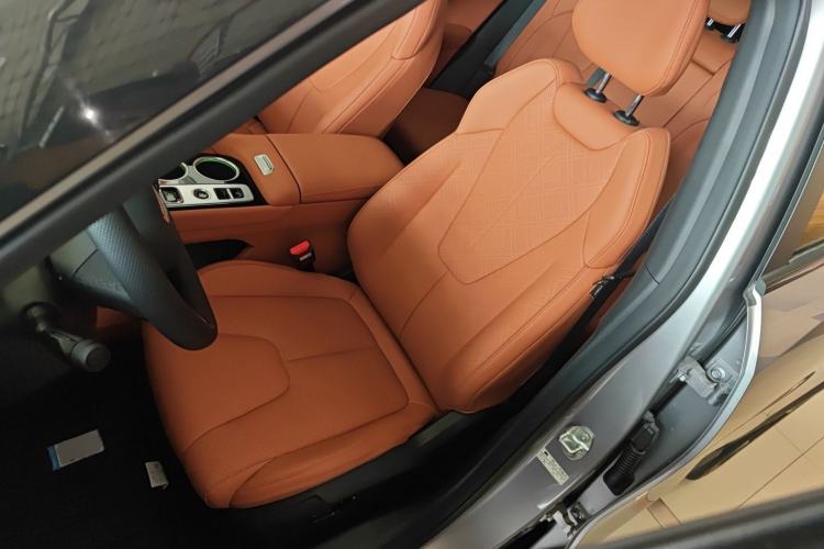 Used Geely Auto Emgrand X7 Sport 2026 Model 1.5TD Beloved