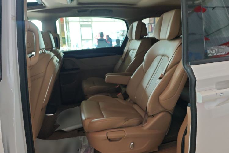 Used Buick GL8 2021 ES Land Cruiser 653T Luxury Edition