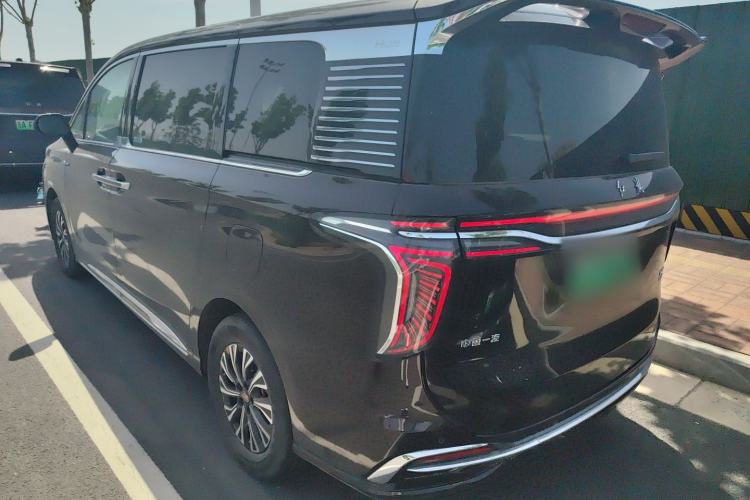 Used Hongqi HQ9 PHEV 2024 2.0T Four-Wheel Drive Business Edition
