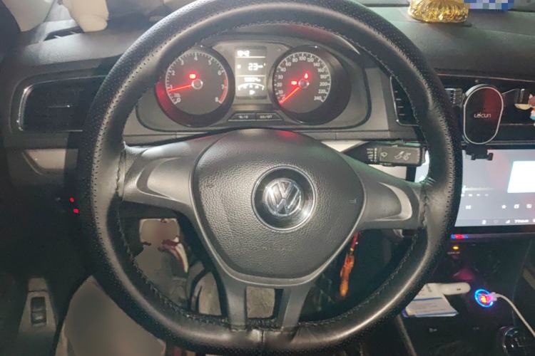 Used Volkswagen Lavida 2017 1.6L Manual Fashion Edition