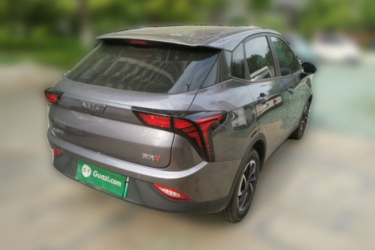 Used NETA V 2021 Long-Range Entertainment Edition Upgrade Model Rear Right 45 Deg