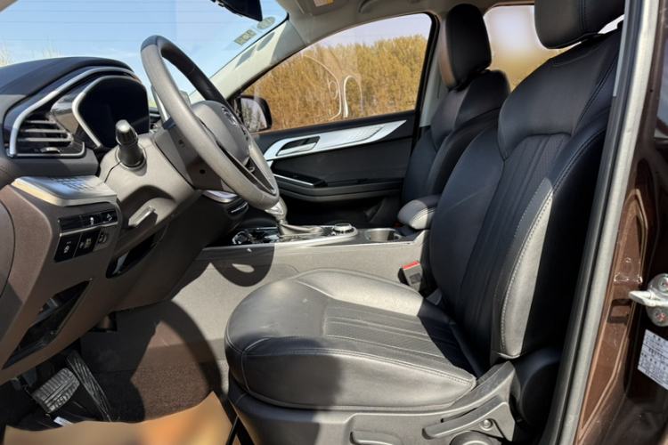 Used Soueast DX7 2018 Prime 1.8T DCT Luxury Model China V Standard Interior 3