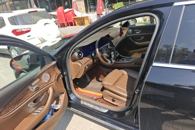 Used Mercedes-Benz E-Class 2022 Second Facelift E 300 L Luxury Edition
