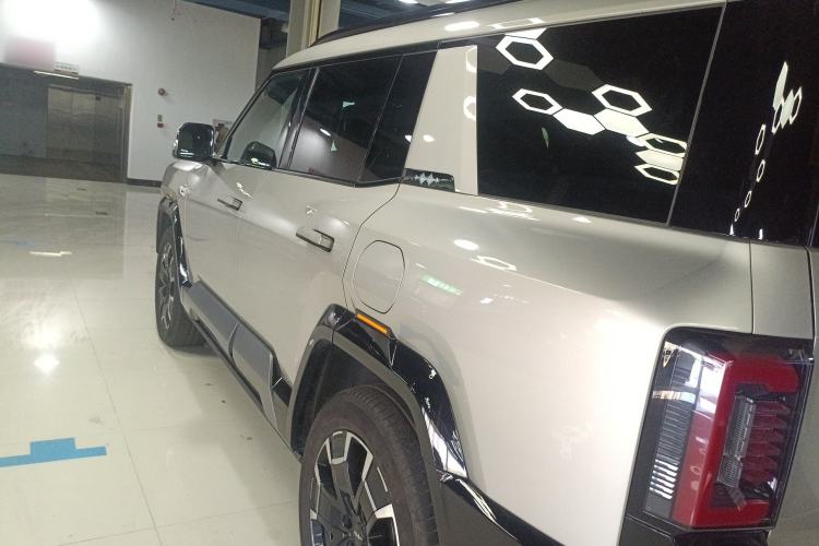 Used Formula Leopard Leopard 8 2025 Smart & Brave Flagship Edition 7 Seats
