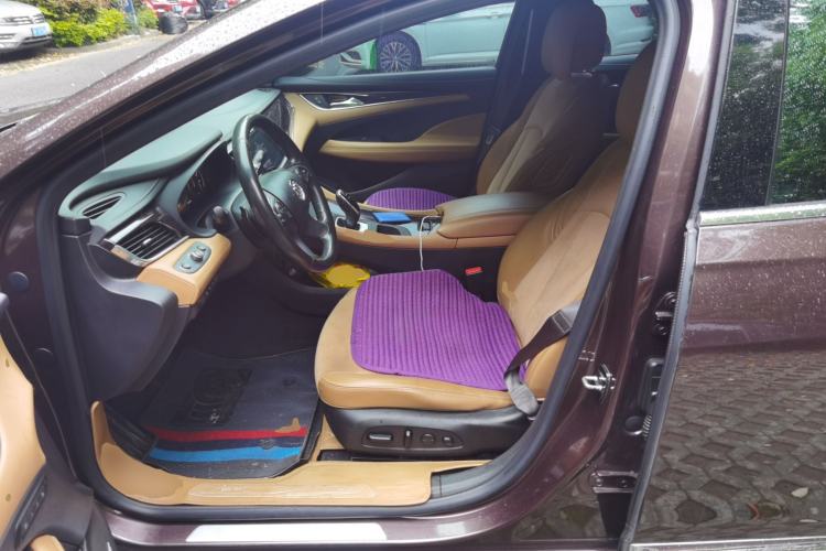 Used Buick LaCrosse 2018 28T Luxury Model Left Front Seat