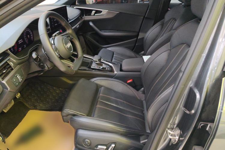 Used Audi A4L 2024 40 TFSI quattro RS Performance Package