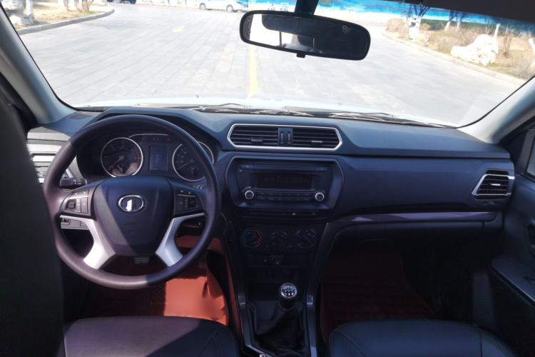 Used Great Wall Wingle 5 2017 2.0T European Version Diesel Two-Wheel Drive Advanced Large Double-Cab GW4D20E
