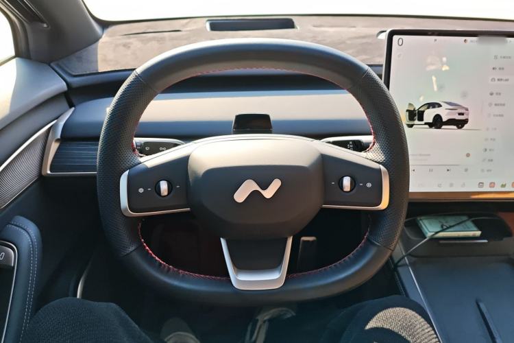 Used ONVO L60 2025 Model—60 kWh Rear-Wheel-Drive Version
