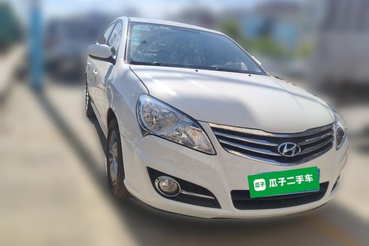 Used Hyundai Celesta 2011 1.6L Manual Comfort Edition Front