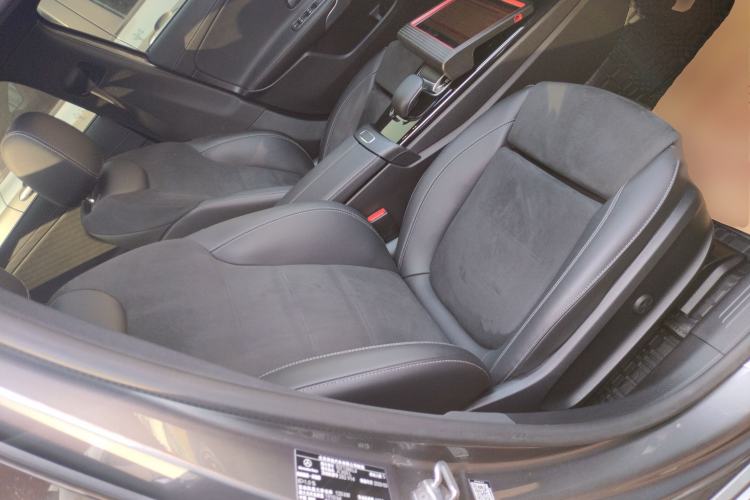 Used Mercedes-Benz A-Class 2020 Restyled A 200 L Sport Sedan Fashion Version
