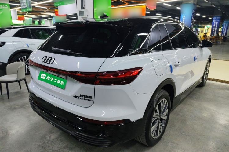 Used Audi Q5 e-tron 2023 40 e-tron Shining Edition Mecha Kit
