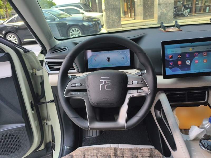 Used BYD Yuan UP 2024 401 km Active Version — 7