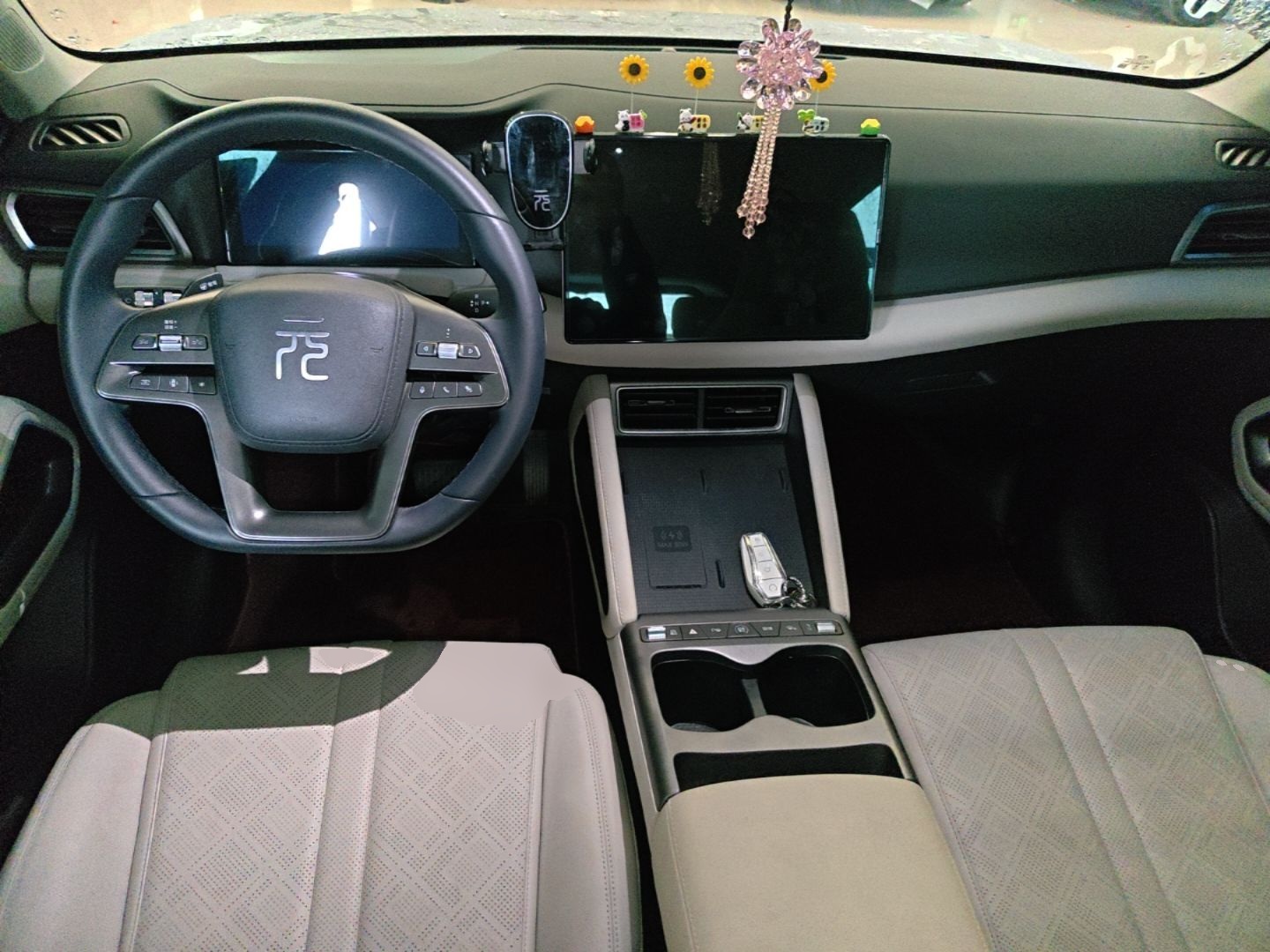 BYD Yuan UP 2025 Intelligent Driving Version 401 km Leading Edition — снимка 12