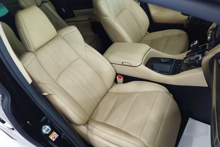 Used Toyota Vellfire 2019 Dual-Engine 2.5L HV Prestige Edition
