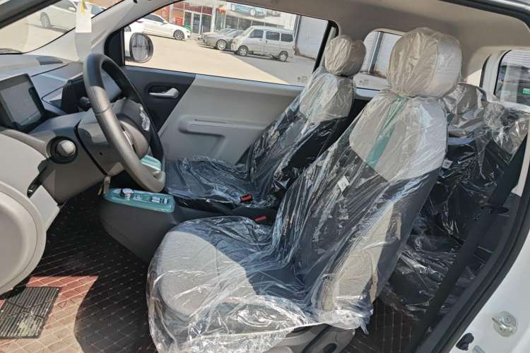 Used CHANGAN Lumin 2022 301km Honey-Sweet Version Left Front Seat