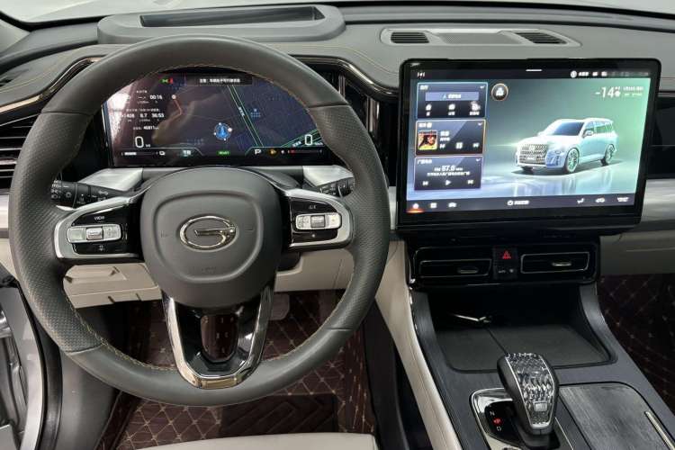 Used GAC Trumpchi GS8 2022 Dual-Engine Series 2.0TM Two-Wheel Drive Prestige Edition (7 Seats)