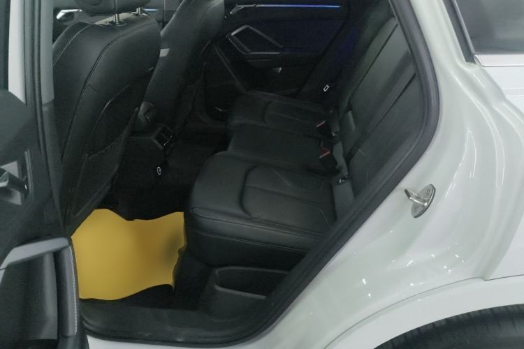 Used Audi Q3 2024 40 TFSI Fashion Dynamic Model