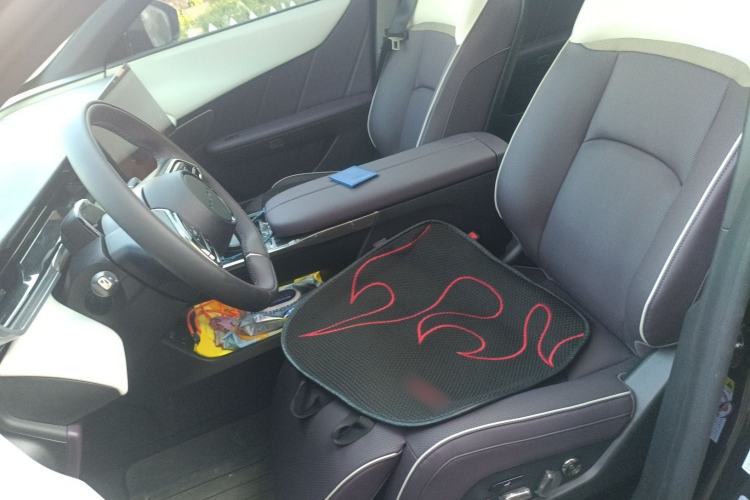 Used Mazda EZ-60 2025 Model Range-Extended 200 Max
