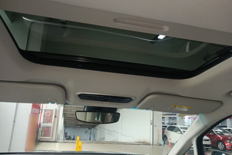 Used SAIC MAXUS Dajia 9 2024 Super Hybrid Ultra-Long Range Forest Edition 7-Seater Headliner