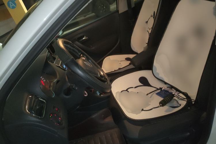 Used Volkswagen Polo 2016 1.6L Automatic Comfort Model