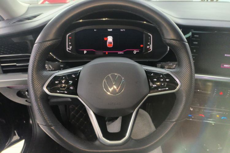 Used Volkswagen Passat 2022 330TSI Starry Luxury Edition
