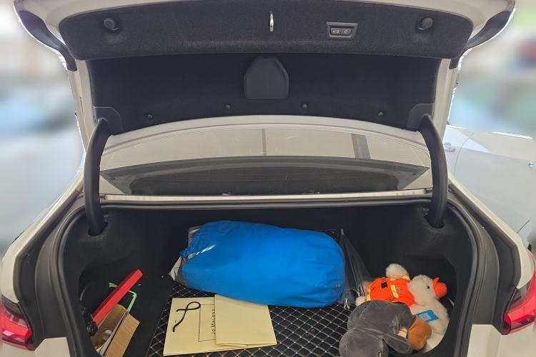 Used BMW 3 Series 2024 325Li M Sport Package