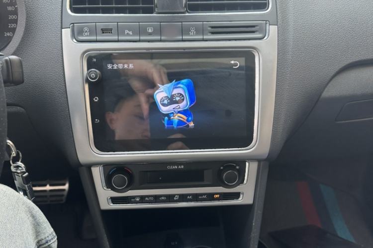 Used Volkswagen Polo 2018 1.5L Cross Polo Automatic
