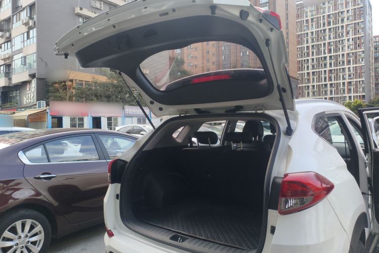 Used Hyundai Tucson 2015 1.6T Dual-Clutch Two-Wheel-Drive Smart Model
