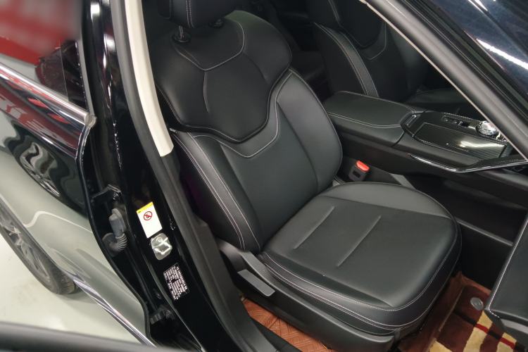 Used Haval H6 New Energy 2023 DHT-PHEV 110KM Enjoyment Edition
