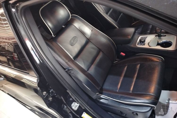 Used Jeep Grand Cherokee 2015 3.6L Luxury Navigation Edition
