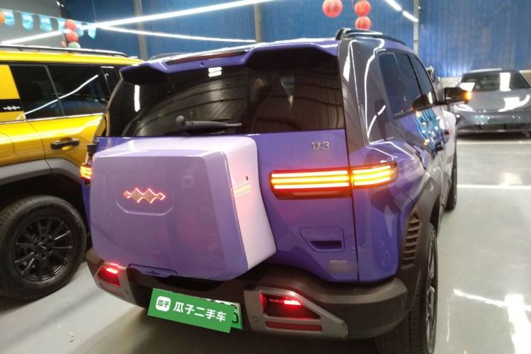 Used Formula Leopard Titanium 3 2025 501KM All-Wheel Drive Intelligent Driving Ultra Version Rear