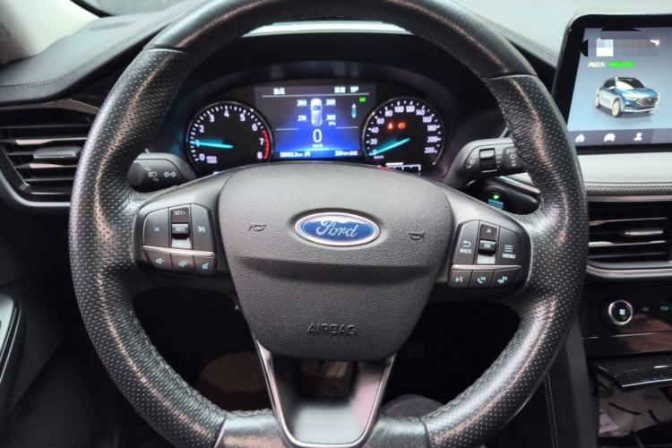 Used Ford Escape 2020 EcoBoost 245 Two-Wheel-Drive Comfort Edition
