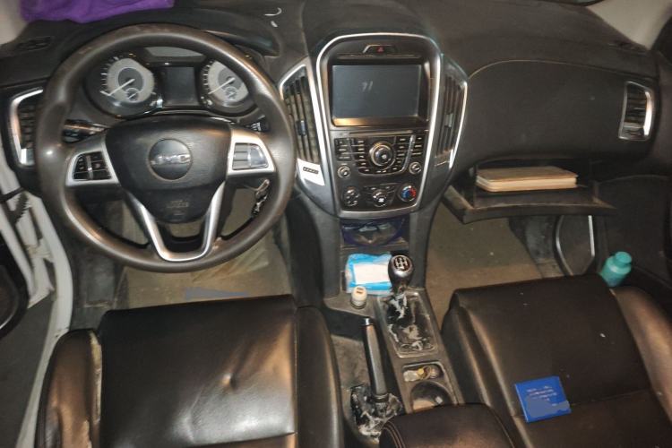 Used JMC Yuhu 5 2018 2.4T Classic Edition Diesel Manual Two-Wheel Drive Luxury Long-Wheelbase JX4D24A5L