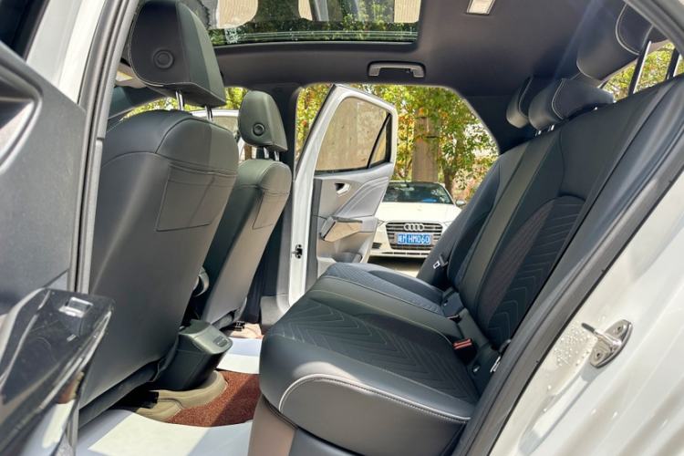 Used Volkswagen ID.3 2025 Smart Model Outstanding Oxygen Edition Interior 1