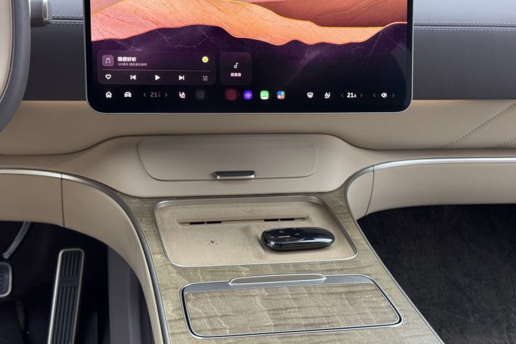 Used Nio ET9 2025 100kWh Signature Edition Interior 1