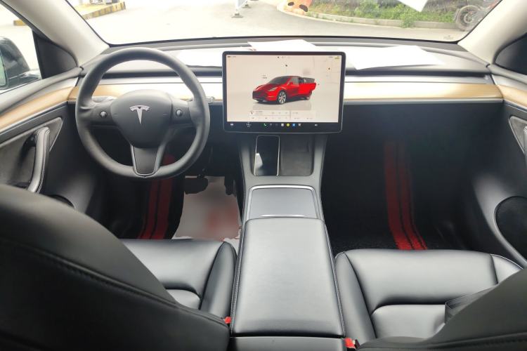 Used Tesla Model Y 2022 Rear-Wheel-Drive Version
