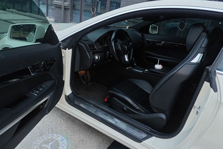 Used Mercedes-Benz E-Class 2011 E 260 CGI Coupe