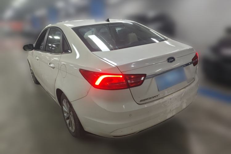 Used Ford Escort 2015 1.5L Automatic Fashion Model
