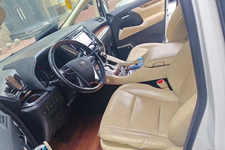 Used Toyota Alphard 2018 3.5L Prestige Edition Left Front Seat