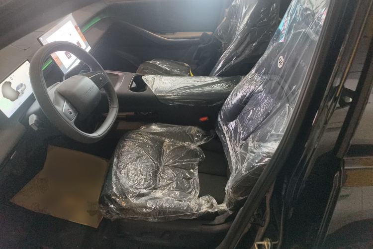 Used Nissan N6 2026 Model 180 Max Left Front Seat