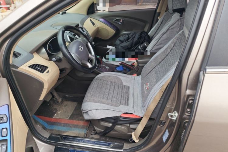 Used Hyundai ix35 2012 2.0L Automatic Two-Wheel Drive New Edition GL