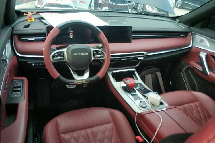 Used JETOUR X70 PLUS 2023 1.6T DCT Stronger 7-Seater