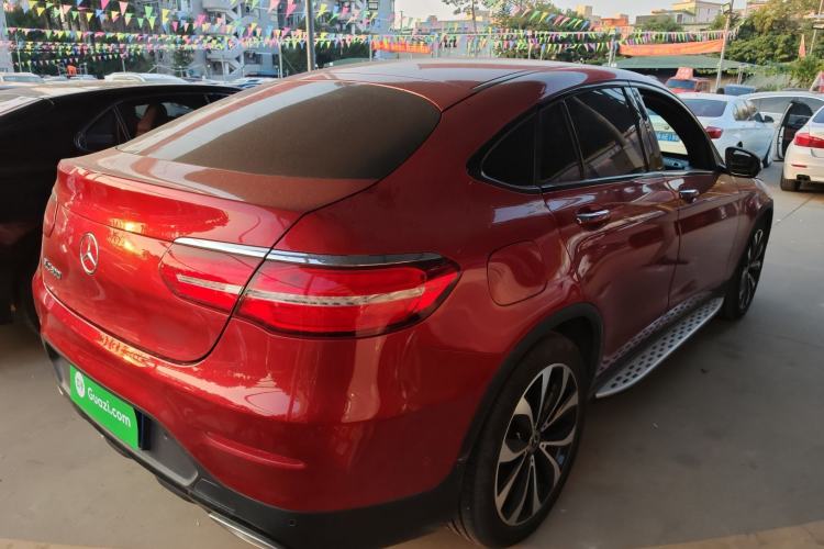 Used Mercedes-Benz GLC Coupe 2017 GLC 300 4MATIC Coupe SUV