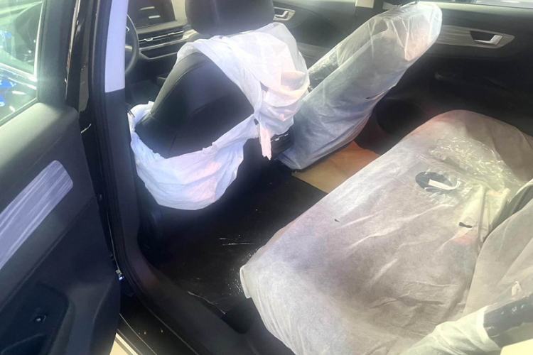 Used Hongqi E-QM5 2025 500km Range Commuter Version
