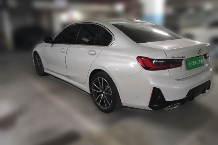 Used BMW 3 Series 2025 325i M Sport Package Rear Left 45 Deg