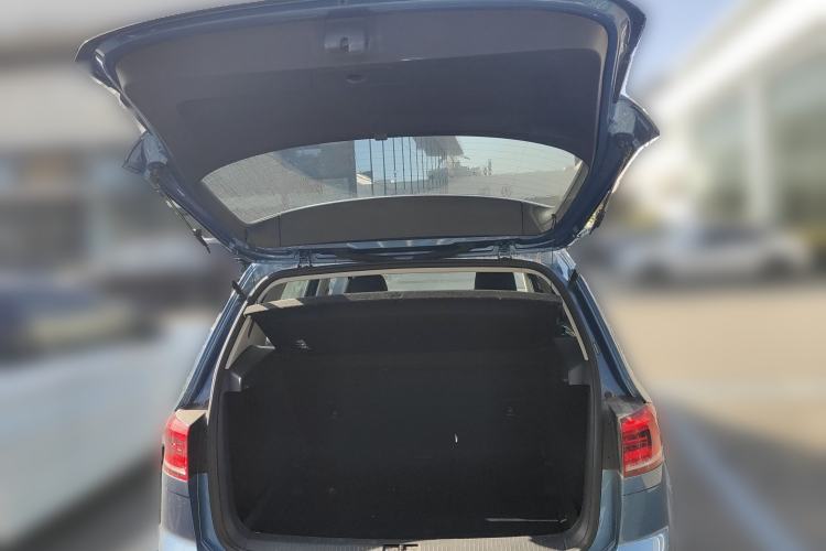 Used Volkswagen Golf Sportsvan 2016 230TSI Manual Entry-Level Trim